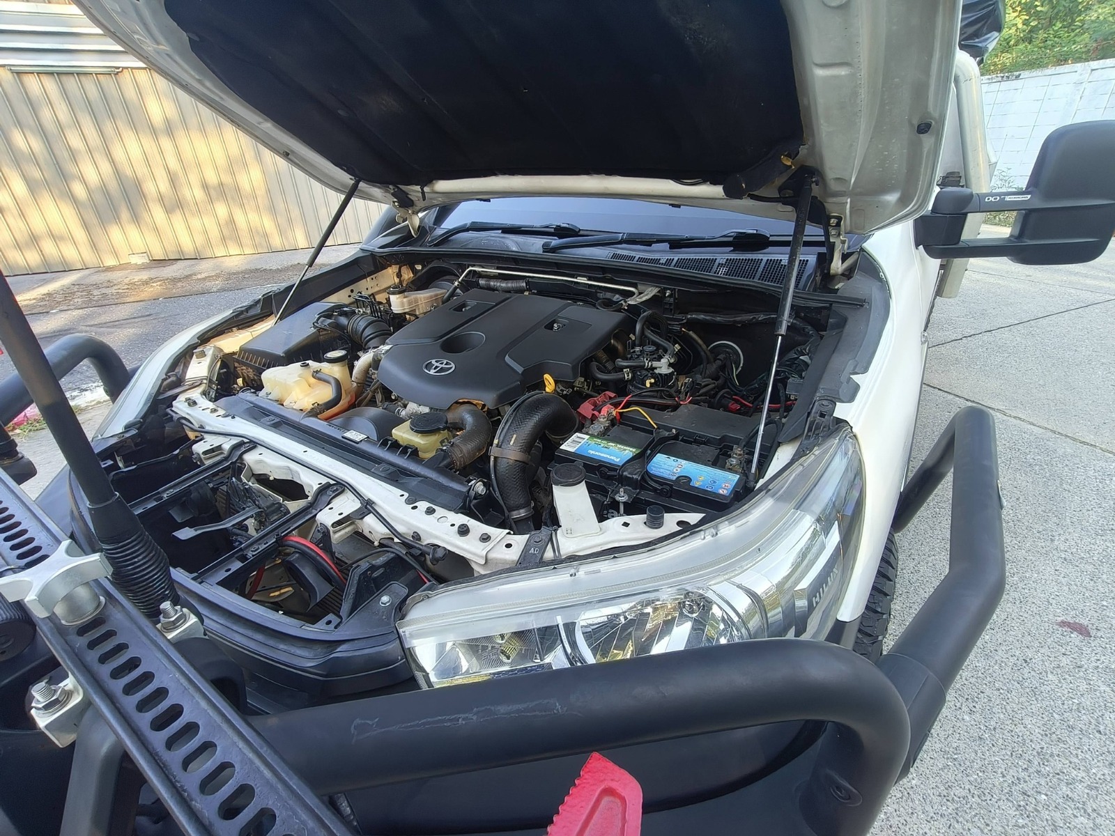 Car image 9
